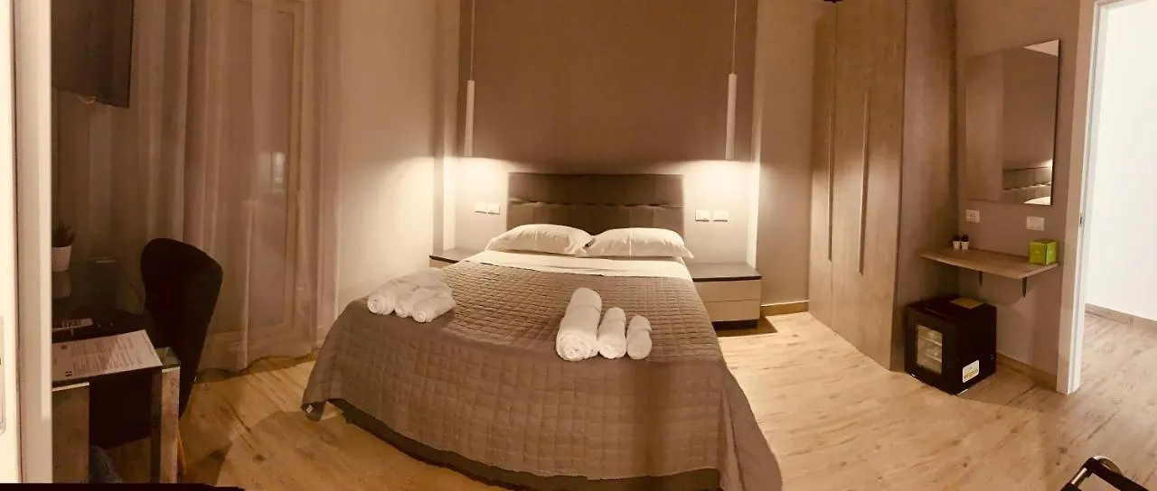 Aqua B&B - Rooms And Apartments Milazzo Bed & Breakfast